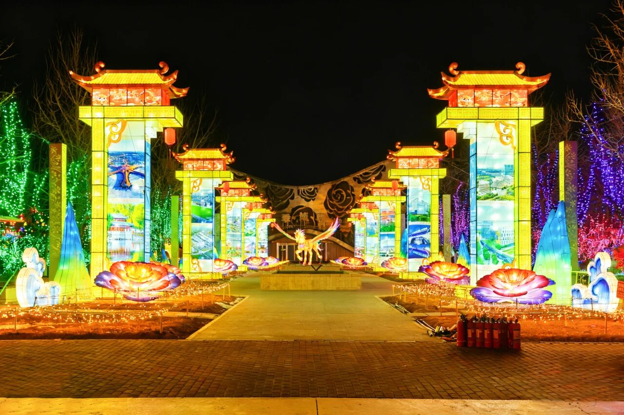 大兴彩灯大世界2月6日至3月8日大兴世界月季主题园盛大启幕