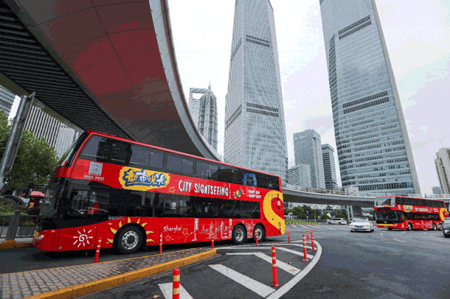 ​上海都市观光巴士，由于线路升级，9号线暂时暂停营运
